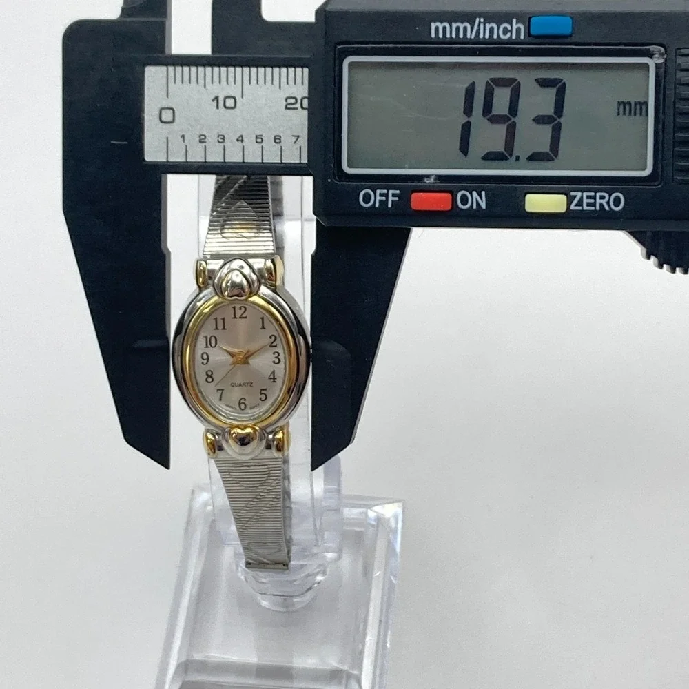 Vintage White Stag Womens Watch Silver Gold Tone Hearts Stretch Band New Battery